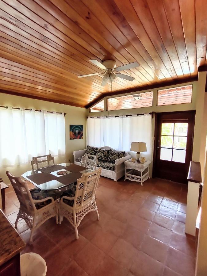 Tradewinds Paradise Villas San Pedro  Exteriör bild