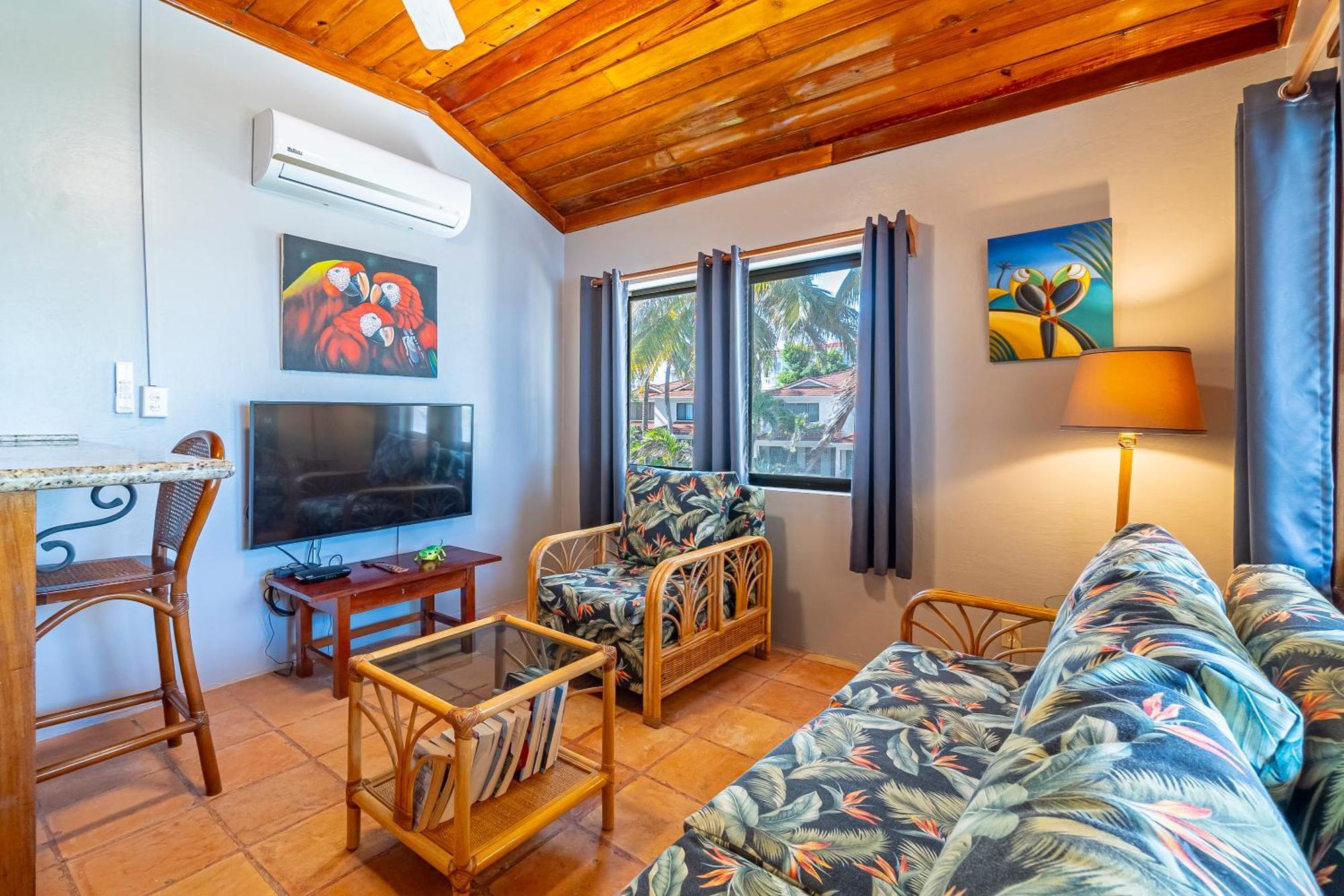 Tradewinds Paradise Villas San Pedro  Exteriör bild