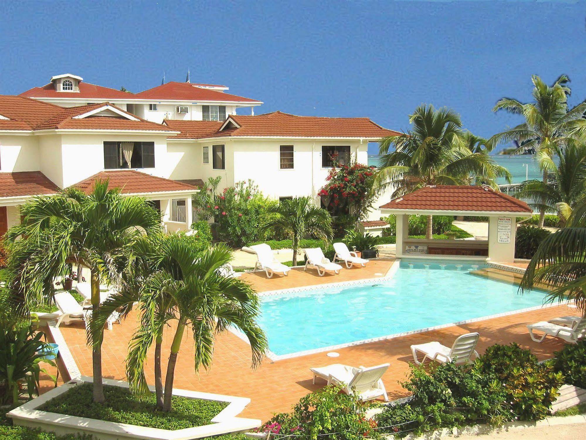 Tradewinds Paradise Villas San Pedro  Exteriör bild